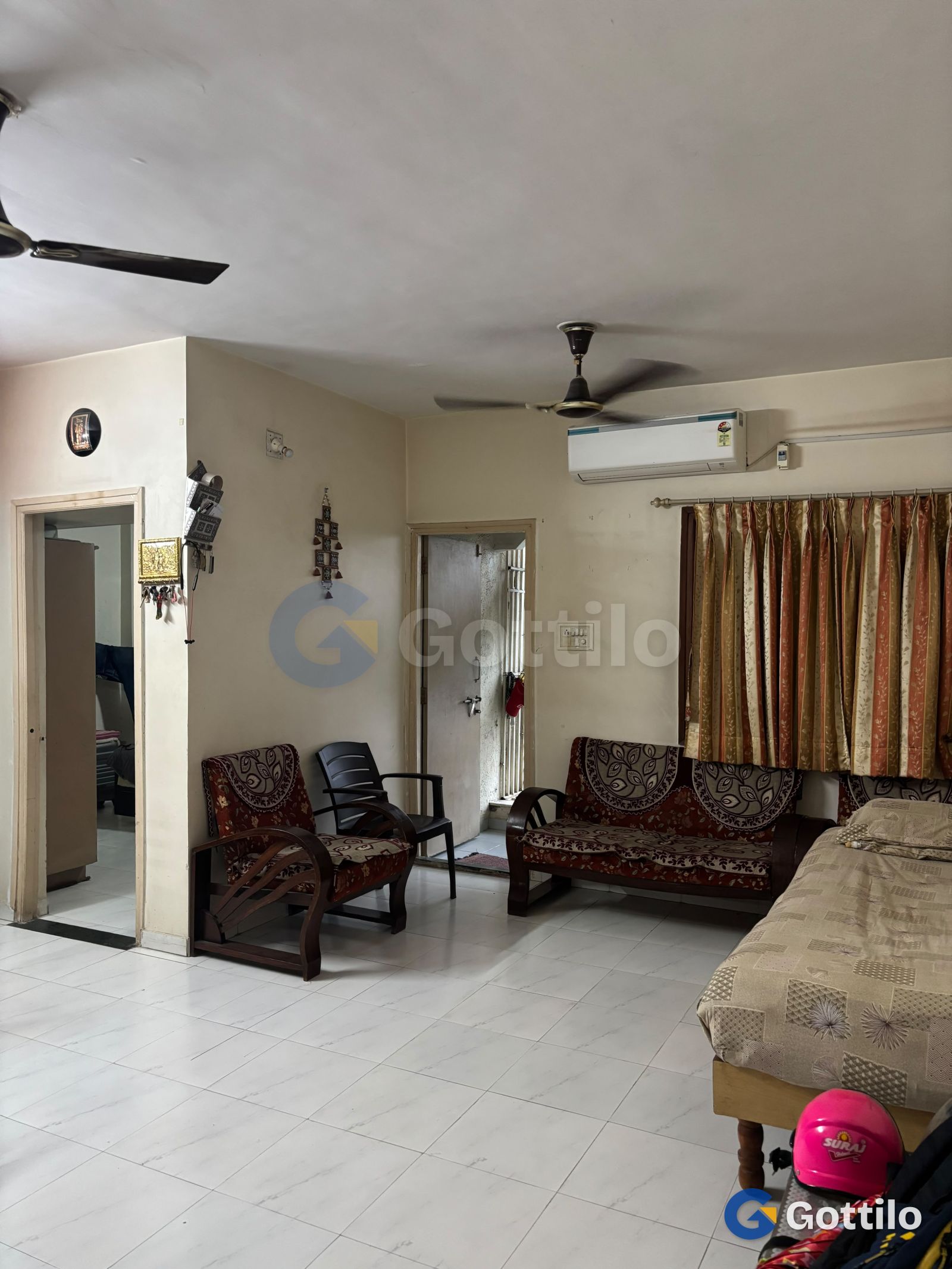 Fully furnished 2 BHK Apartment for rent in Vastrapur — photo 1