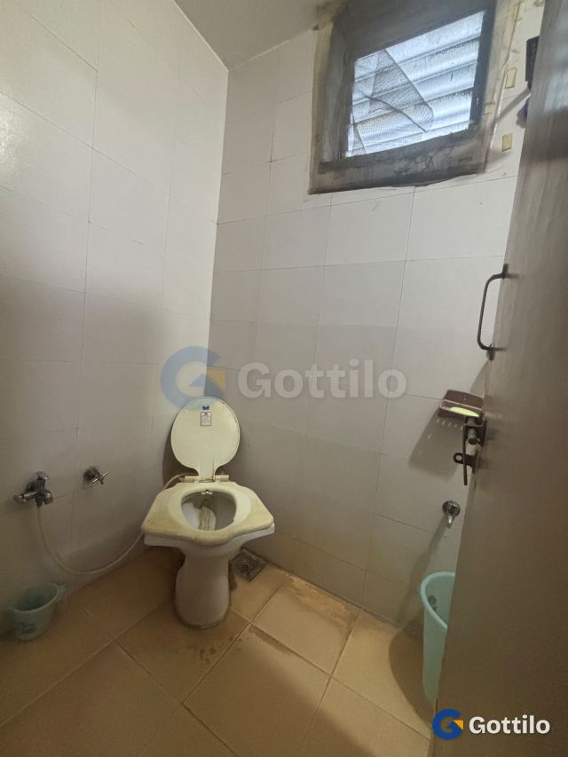 Fully furnished 2 BHK Apartment for rent in Vastrapur — photo 3