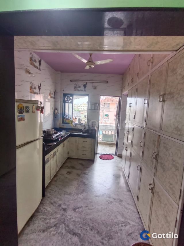 Semi-furnished 2 BHK Apartment for sale in Thaltej — photo 4