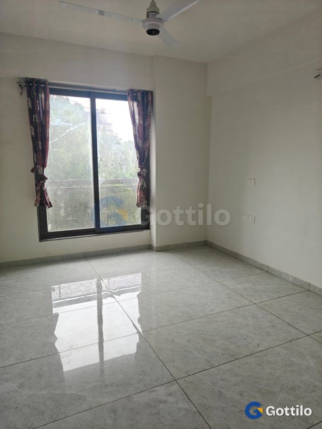 Semi 2 BHK Apartment for sale in Naranpura — photo 4