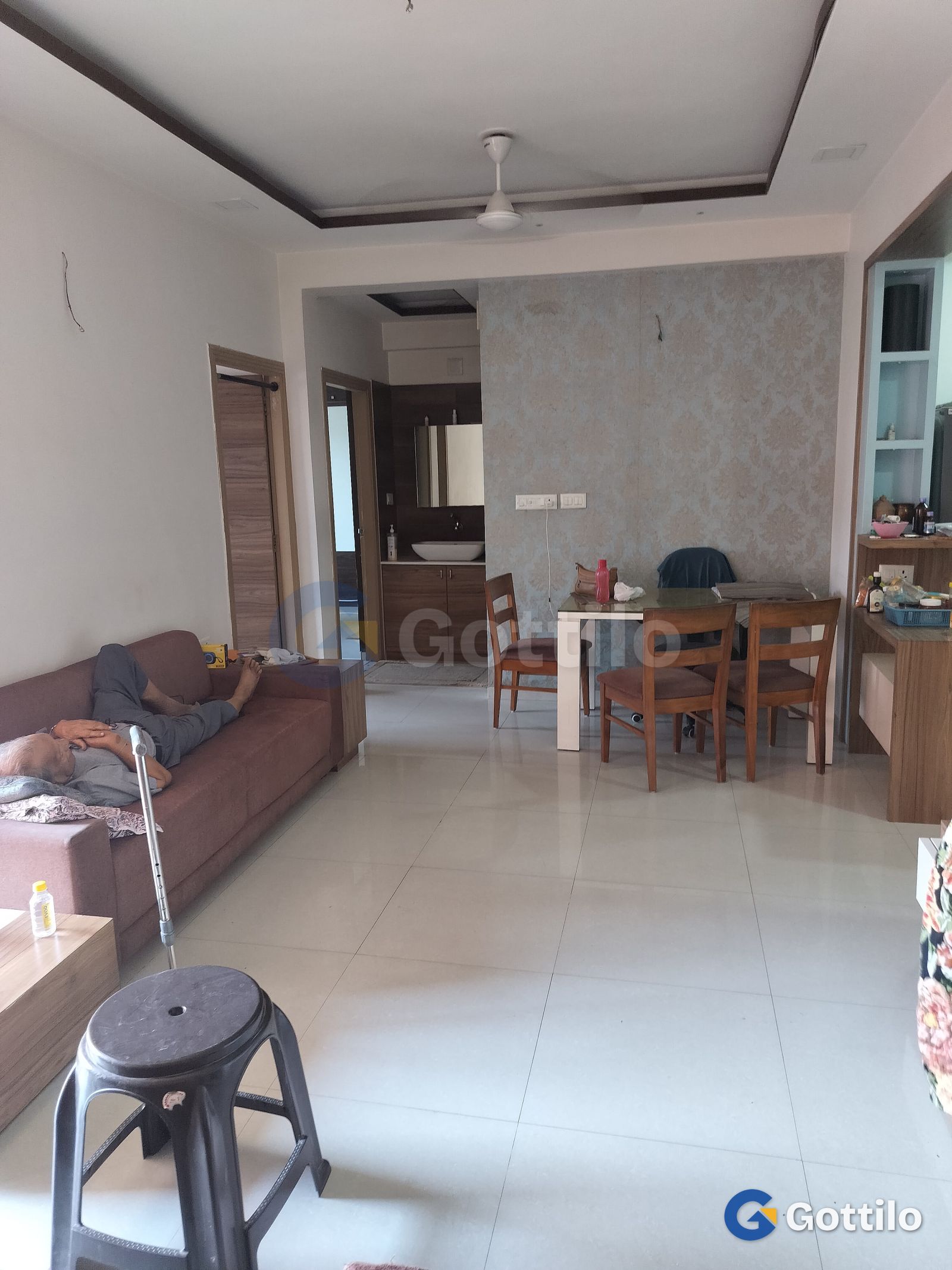 Fully furnished 2 BHK Apartment for sale in Science City — photo 1