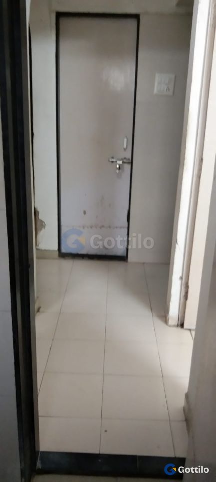 Semi-Furnished 2 BHK Apartment for rent in Naranpura — photo 2