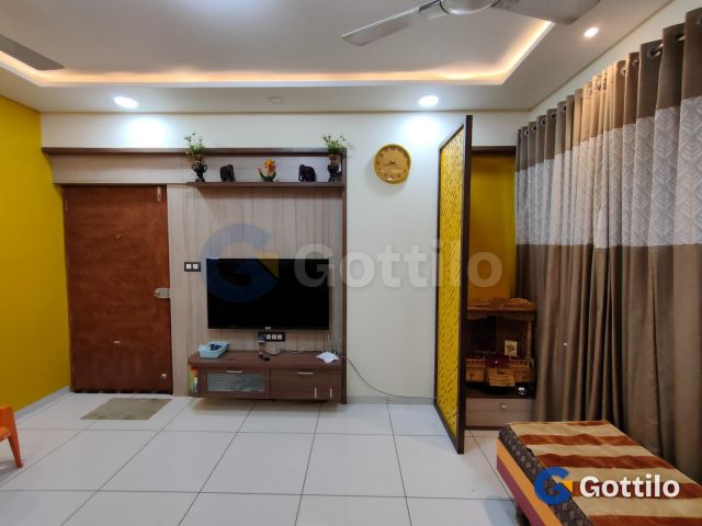 Fully furnished 2 BHK Apartment for sale in Jagatpur — photo 2