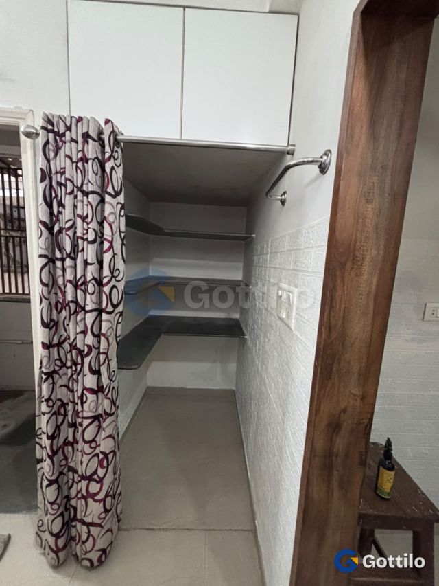 Semi-furnished 2 BHK Apartment for sale in Gota — photo 4
