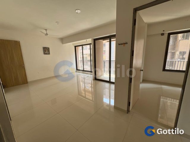 Semi-furnished 3 BHK Apartment for sale in Gota — photo 5