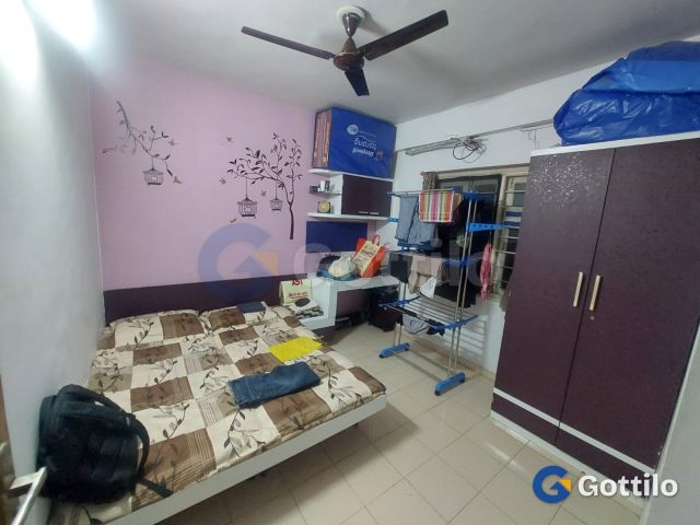 Semi-furnished 2 BHK Apartment for rent in Naranpura — photo 2